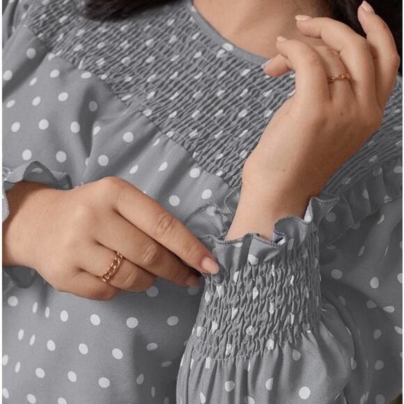 Frenchy Plus Polka Dot Shirred Frill Trim Lantern Sleeve Blouse - Picture 4 of 4